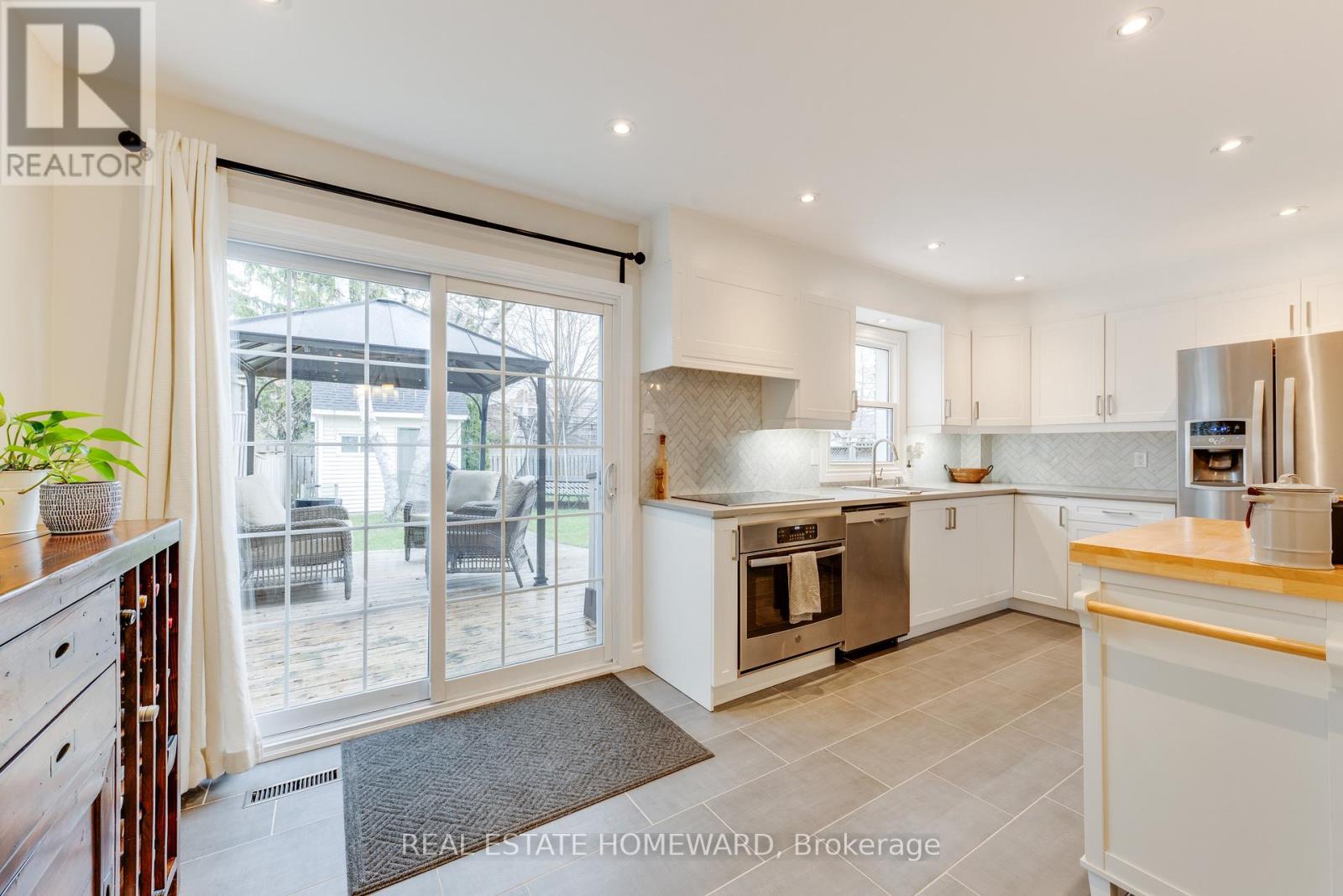 3381 MASTHEAD CRESCENT, Mississauga (Erin Mills), Ontario, L5L1G9 — Photo 12