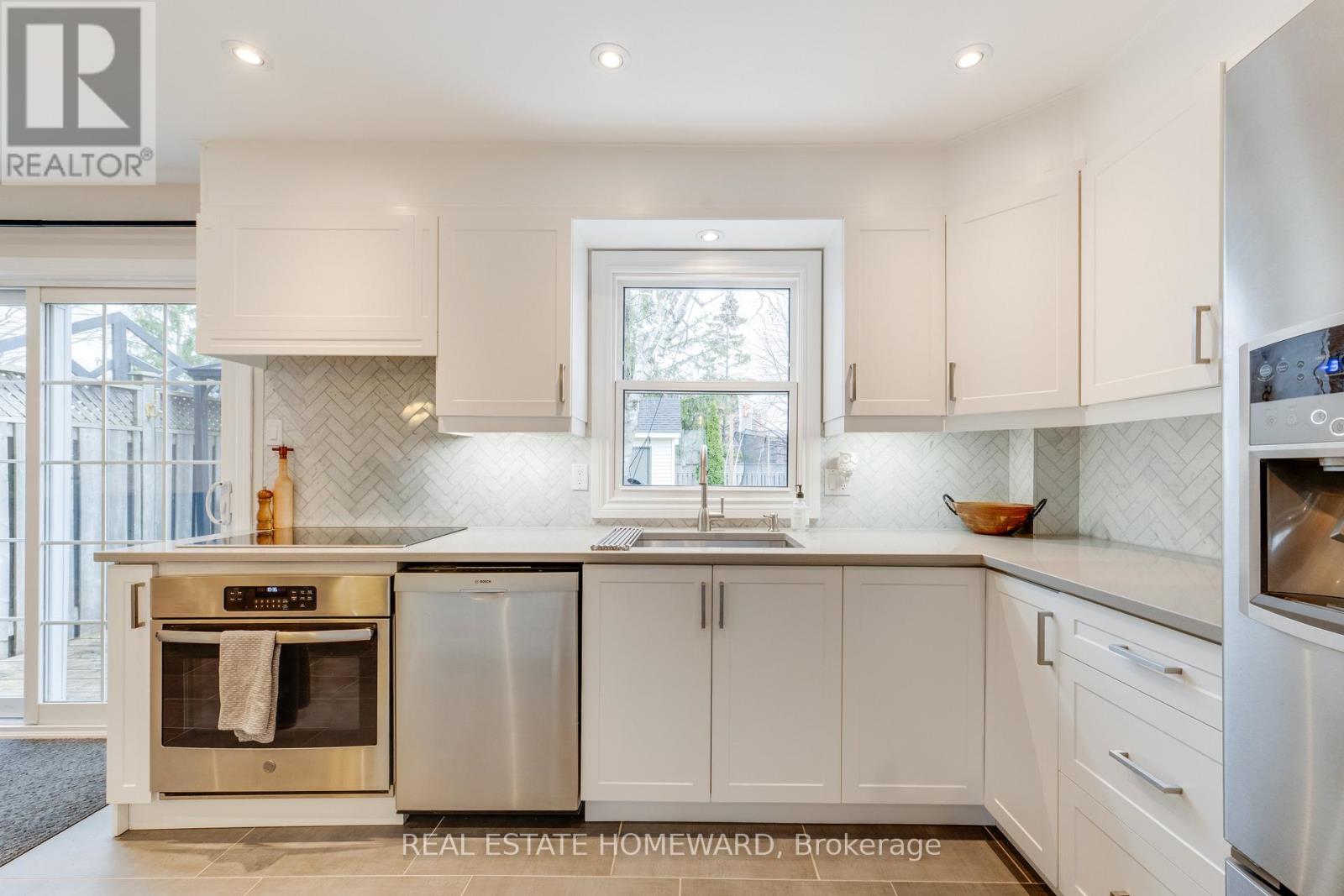 3381 MASTHEAD CRESCENT, Mississauga (Erin Mills), Ontario, L5L1G9 — Photo 15