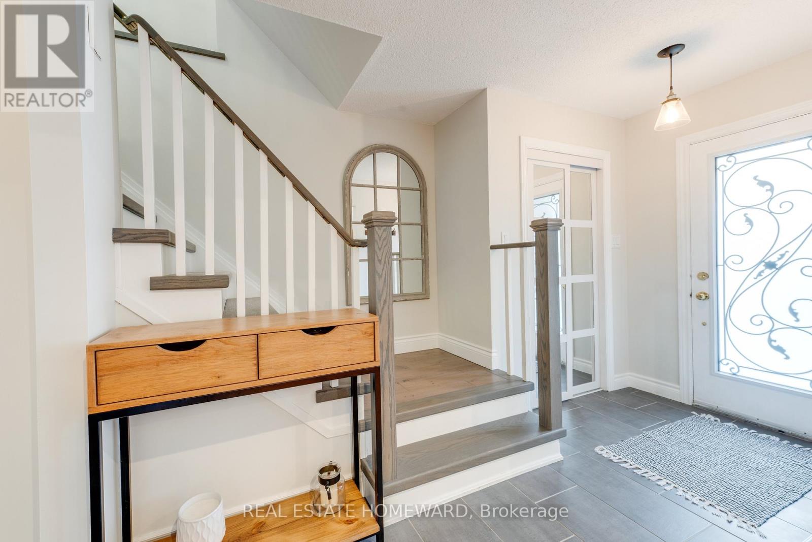 3381 MASTHEAD CRESCENT, Mississauga (Erin Mills), Ontario, L5L1G9 — Photo 3