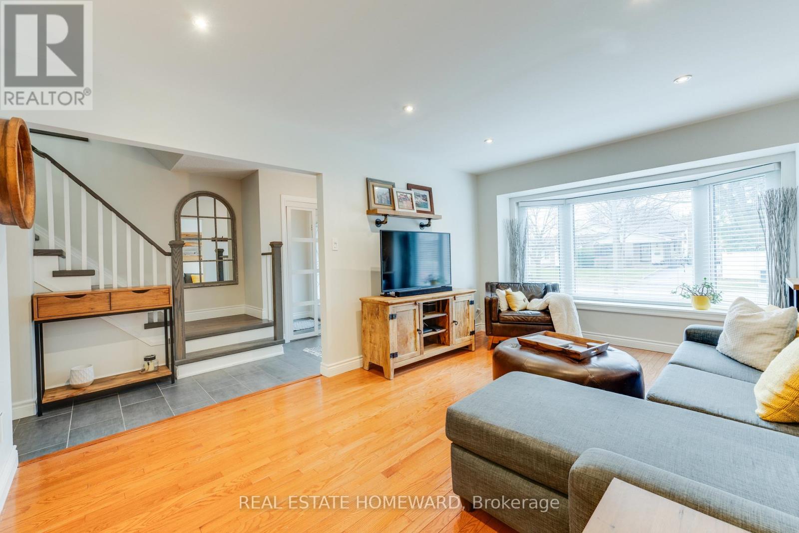 3381 MASTHEAD CRESCENT, Mississauga (Erin Mills), Ontario, L5L1G9 — Photo 7