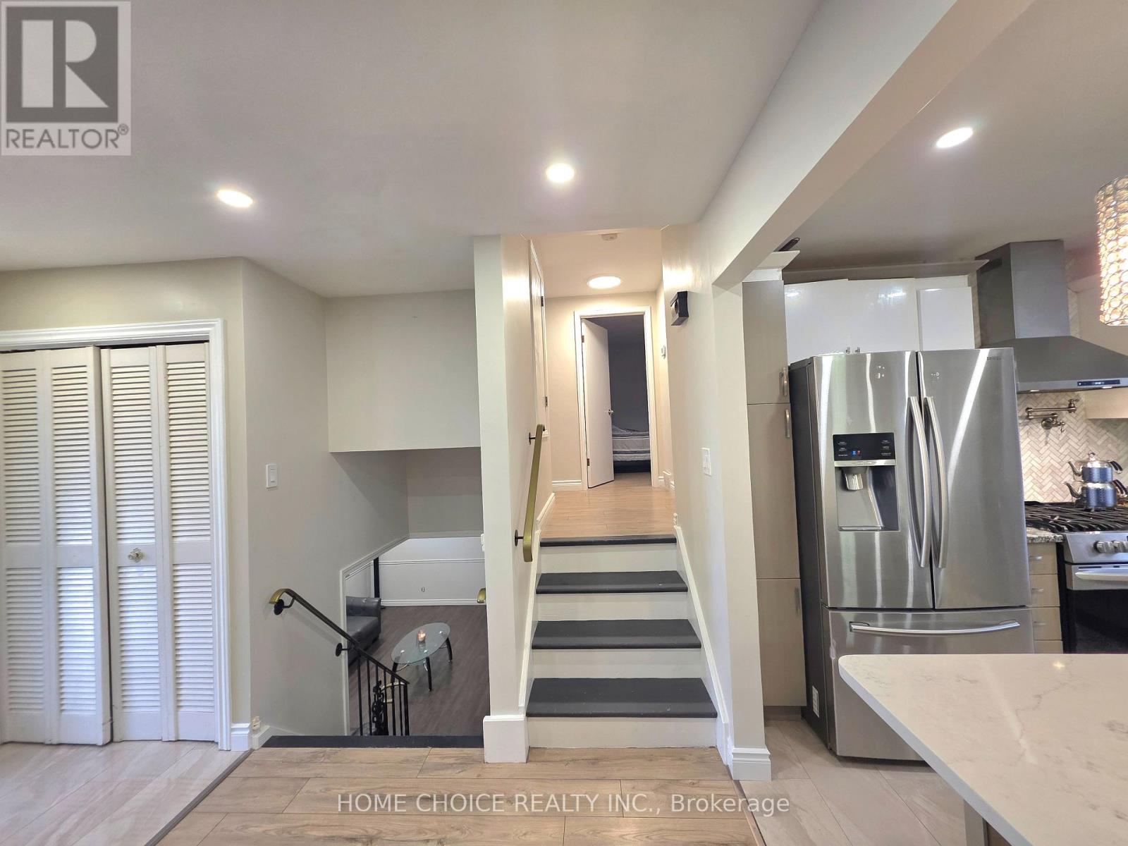 130 CHAMPLAIN CRESCENT, Kitchener, Ontario, N2B2Y6 — Photo 10