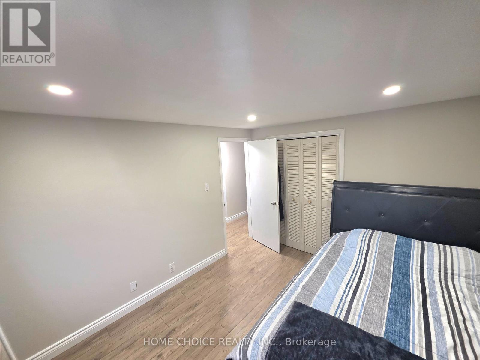 130 CHAMPLAIN CRESCENT, Kitchener, Ontario, N2B2Y6 — Photo 15
