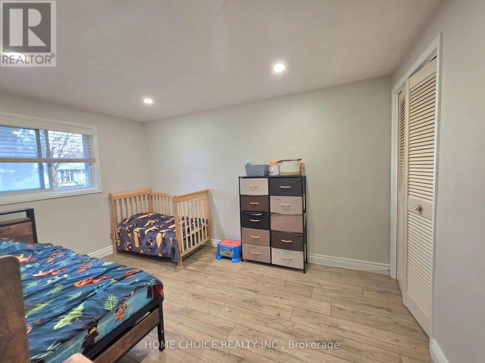 130 CHAMPLAIN CRESCENT, Kitchener, Ontario, N2B2Y6 — Photo 16