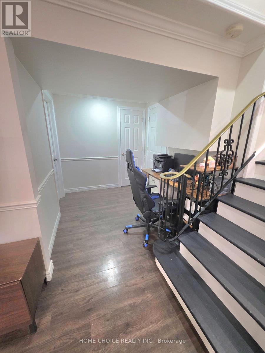 130 CHAMPLAIN CRESCENT, Kitchener, Ontario, N2B2Y6 — Photo 23