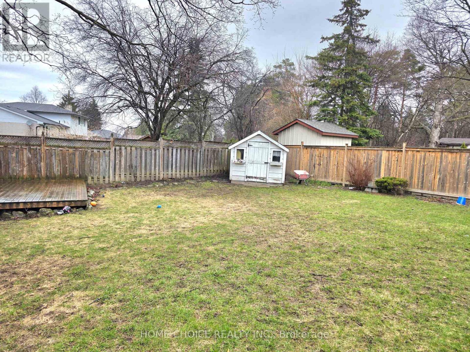 130 CHAMPLAIN CRESCENT, Kitchener, Ontario, N2B2Y6 — Photo 36