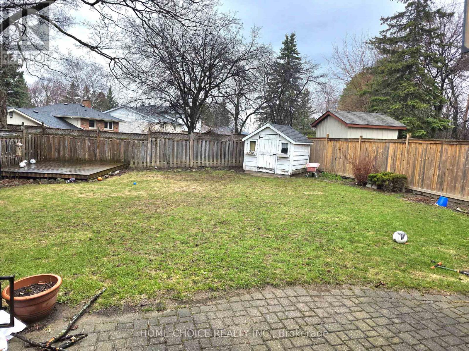 130 CHAMPLAIN CRESCENT, Kitchener, Ontario, N2B2Y6 — Photo 37