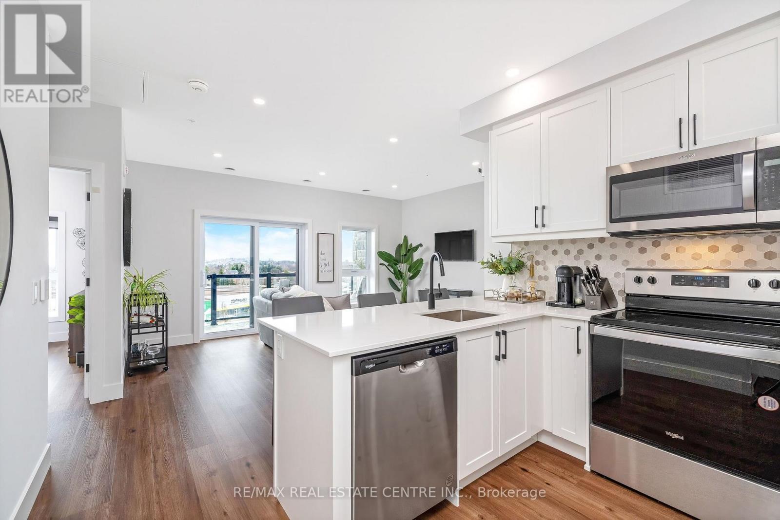 1000 LACKNER PLACE, Kitchener, Ontario, N2A0L4 — Photo 6