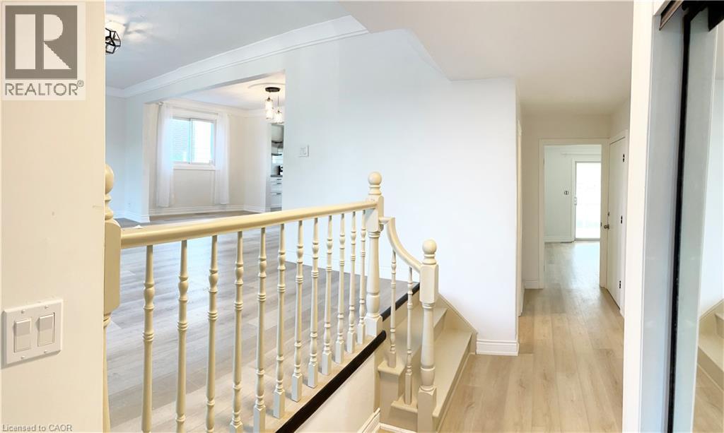 54 NELLO Street, St. Catharines, Ontario, L2N1G7 — Photo 3