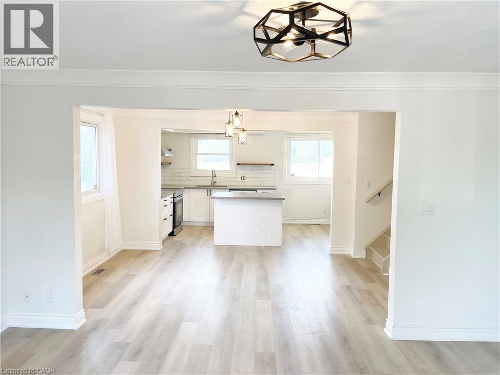 54 NELLO Street, St. Catharines, Ontario, L2N1G7 — Photo 6