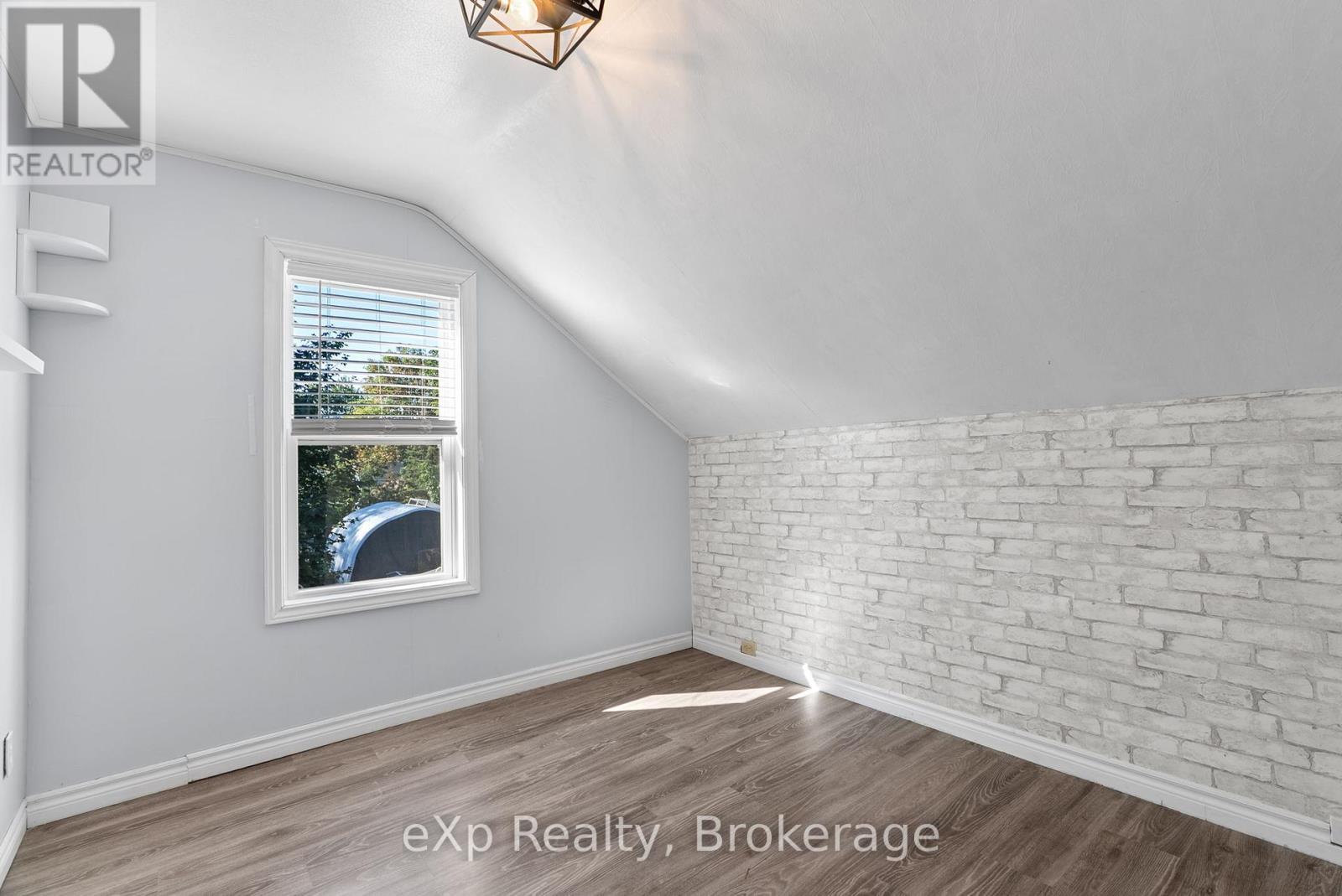 63 GUELPH STREET, Stratford, Ontario, N5A3W7 — Photo 22