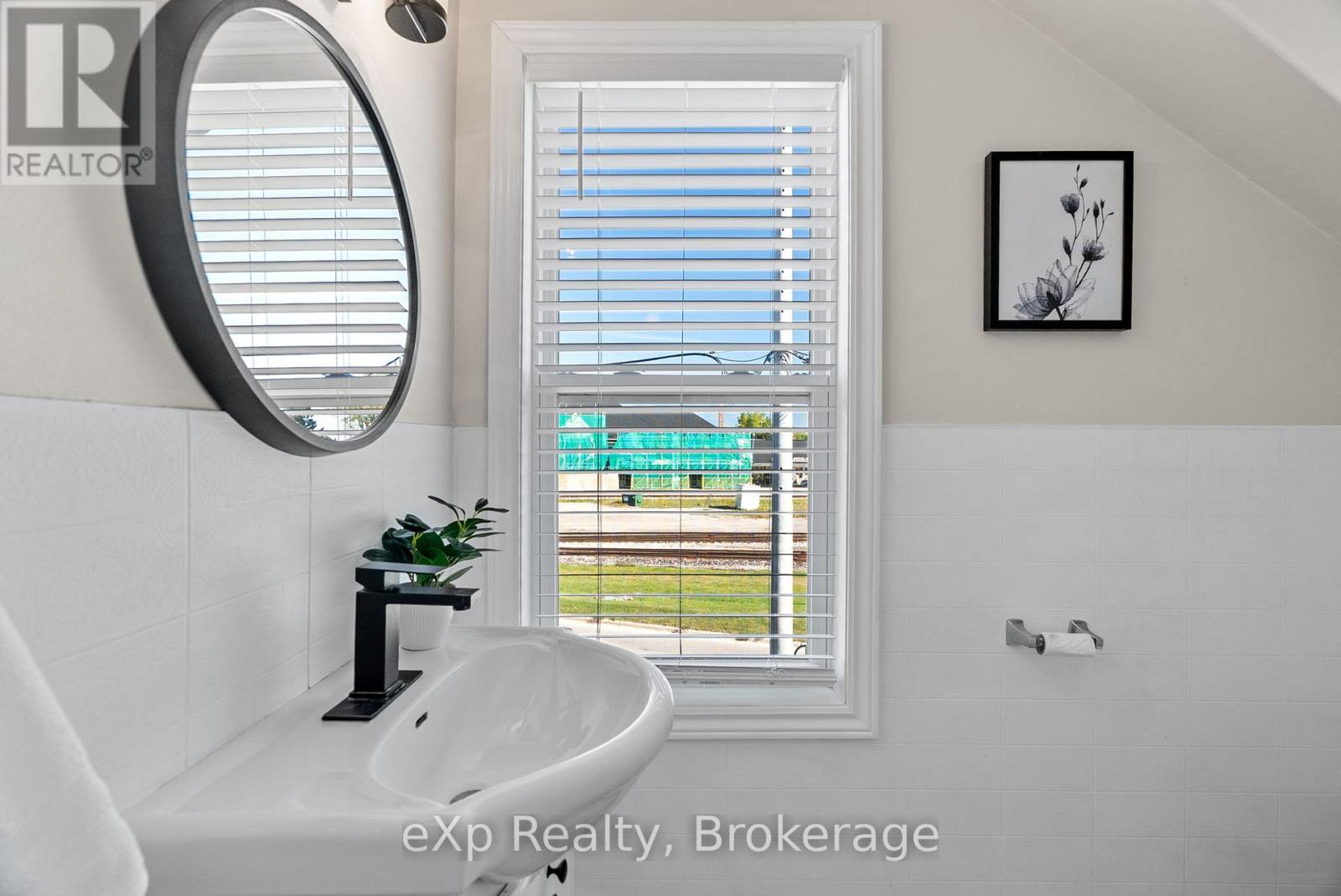 63 GUELPH STREET, Stratford, Ontario, N5A3W7 — Photo 27