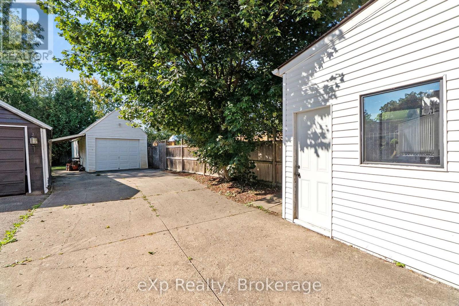 63 GUELPH STREET, Stratford, Ontario, N5A3W7 — Photo 4