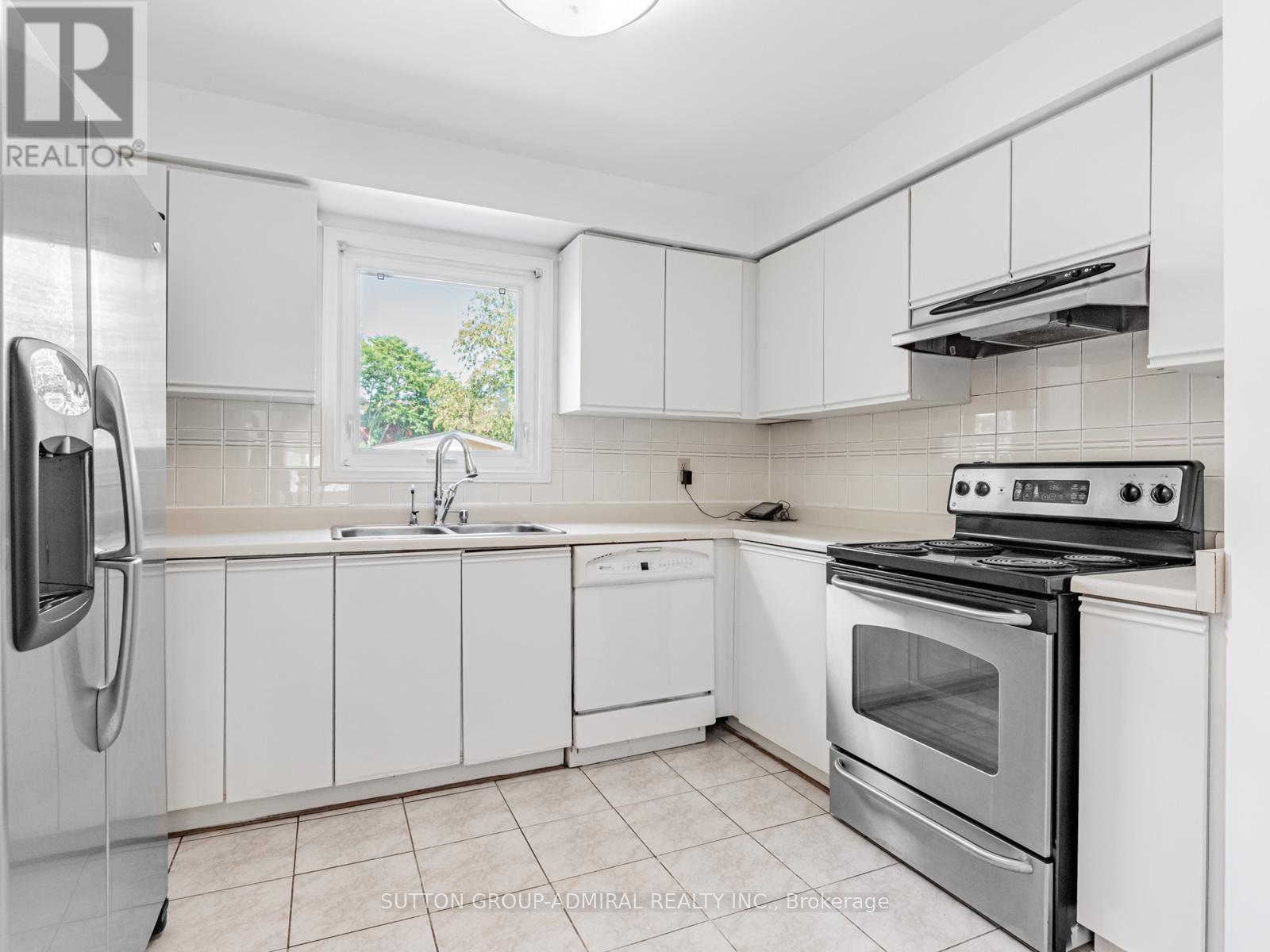 98 ROSEDALE HEIGHTS DRIVE, Vaughan (Uplands), Ontario, L4J4V7 — Photo 10