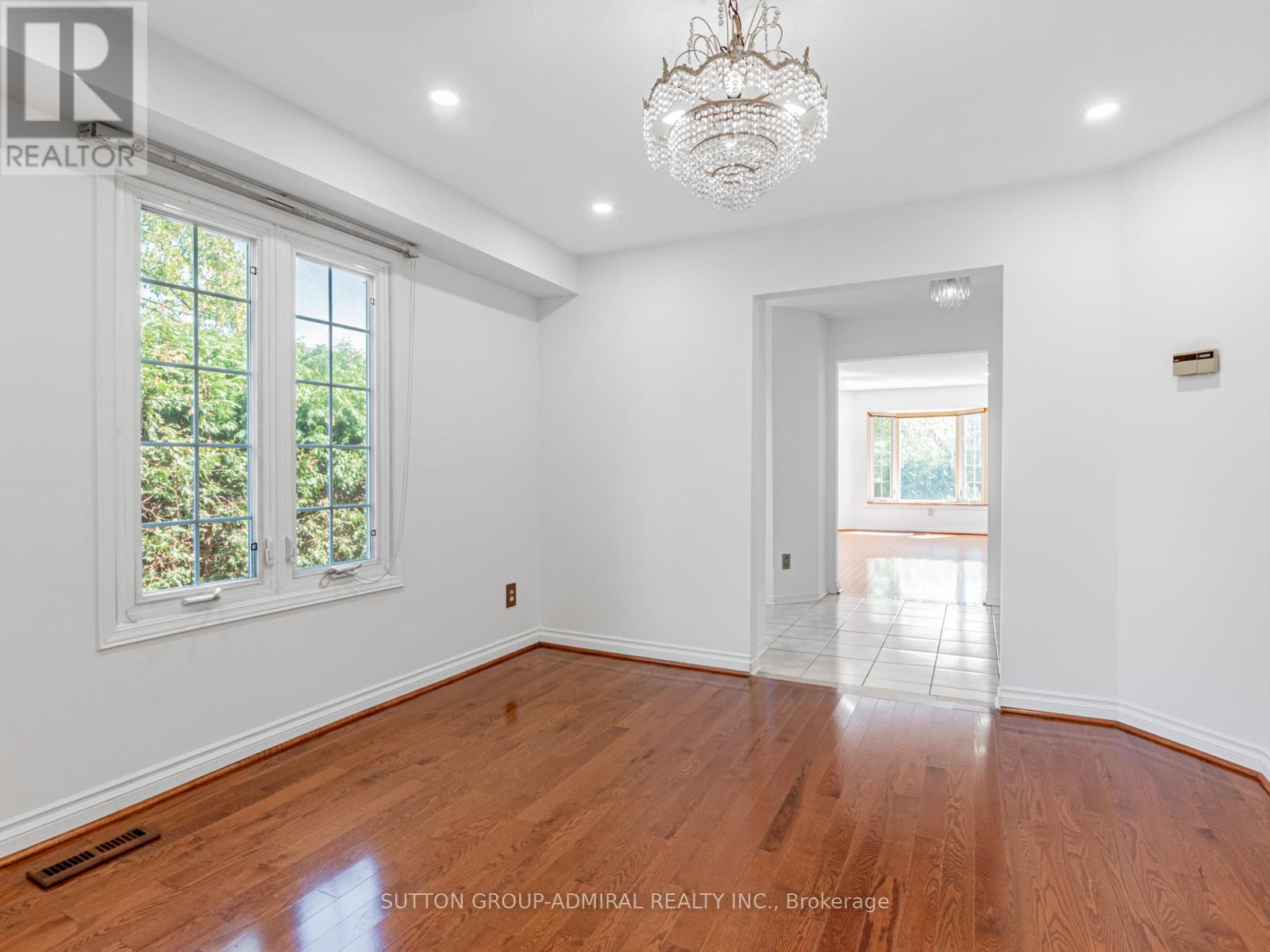 98 ROSEDALE HEIGHTS DRIVE, Vaughan (Uplands), Ontario, L4J4V7 — Photo 6