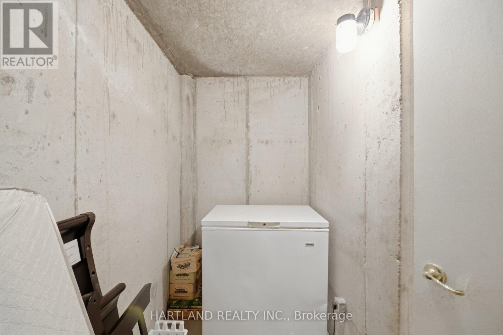 8 WESTCHESTER CRESCENT, Markham (Berczy), Ontario, L6C2X3 — Photo 4