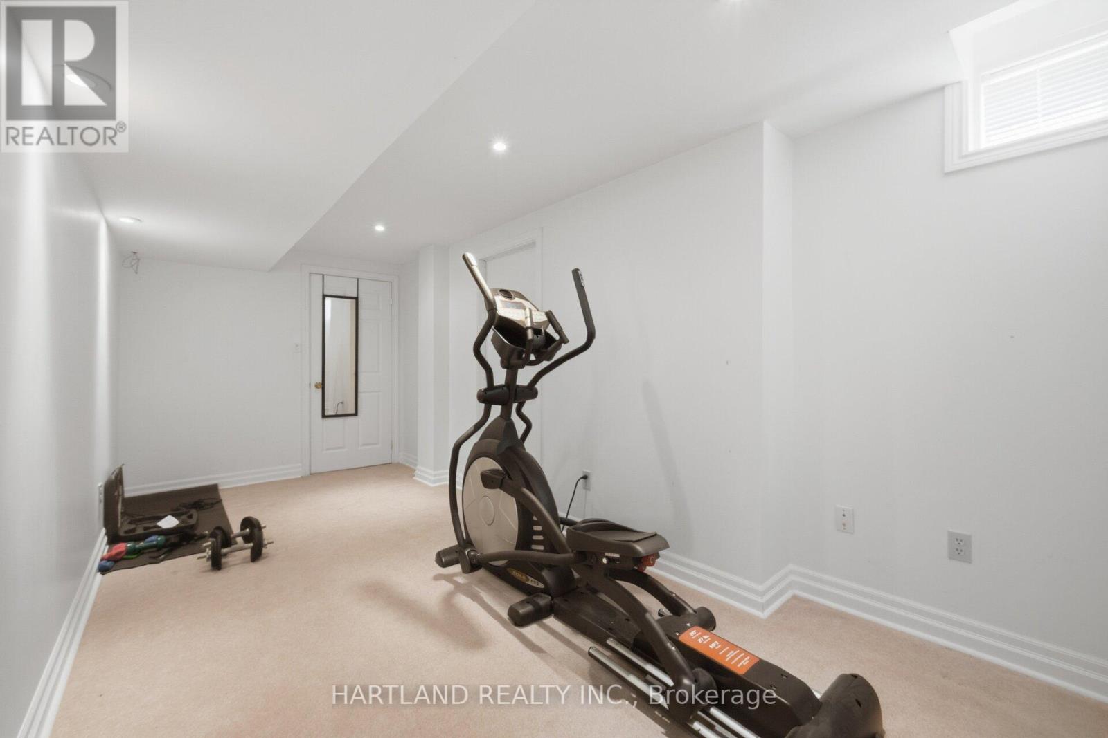 8 WESTCHESTER CRESCENT, Markham (Berczy), Ontario, L6C2X3 — Photo 6