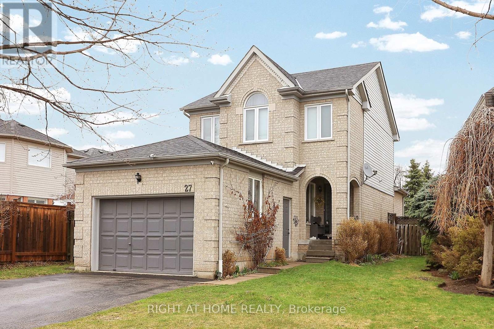 27 FOUNDRY LANE, Whitby (Williamsburg), Ontario, L1P1M5 — Photo 3