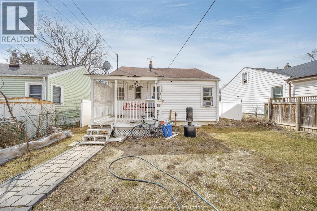 744 MCDOUGALL STREET, Windsor, Ontario, N9A1L8 — Photo 17