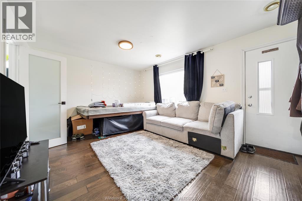 744 MCDOUGALL STREET, Windsor, Ontario, N9A1L8 — Photo 4