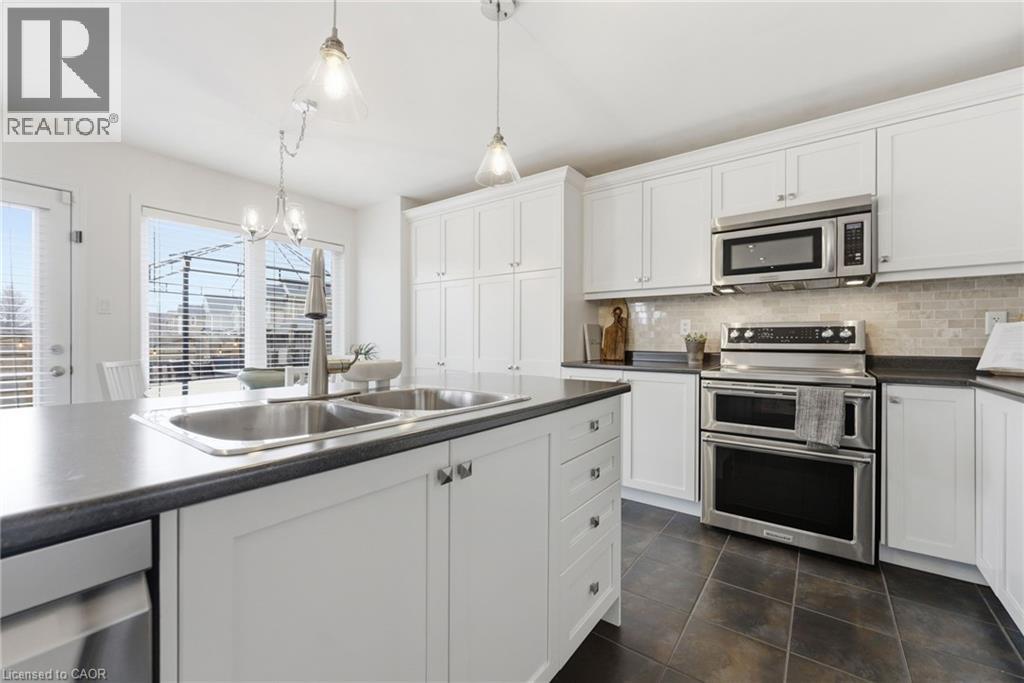 910 VICKERMAN Way, Milton, Ontario, L9T0K5 — Photo 17