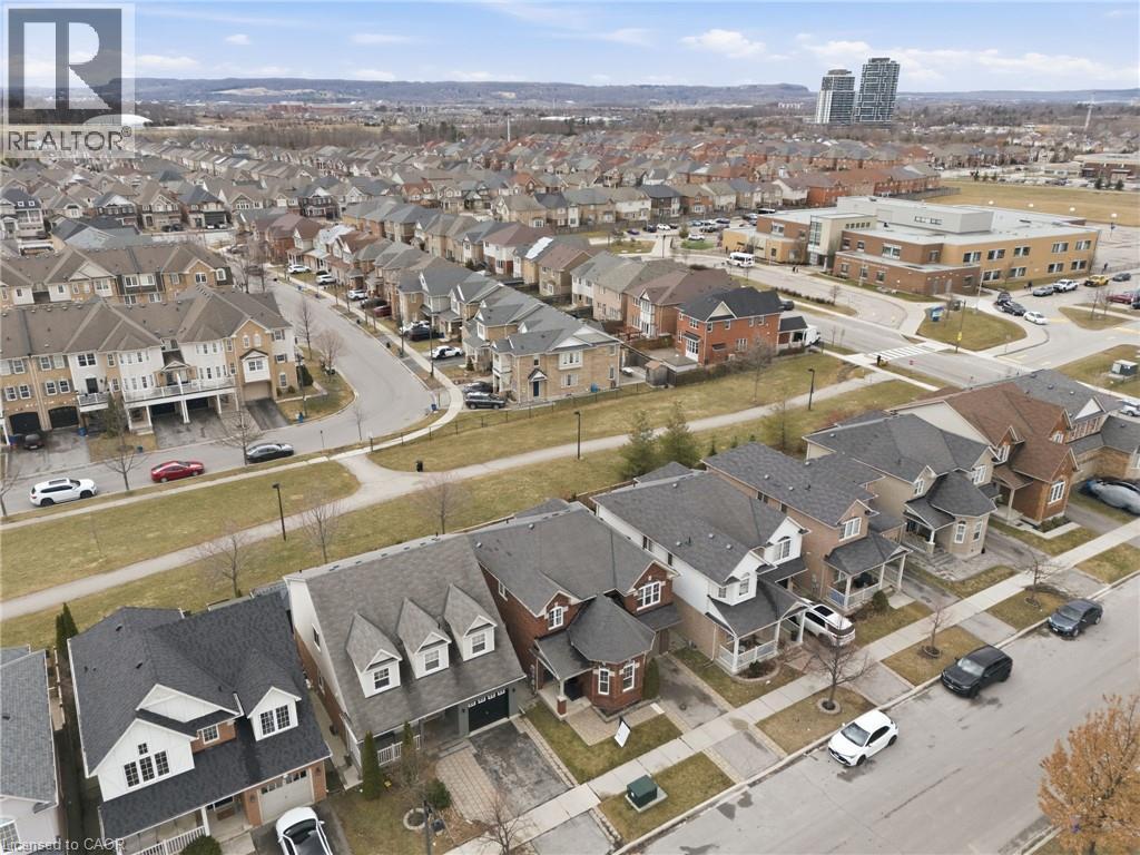 910 VICKERMAN Way, Milton, Ontario, L9T0K5 — Photo 45