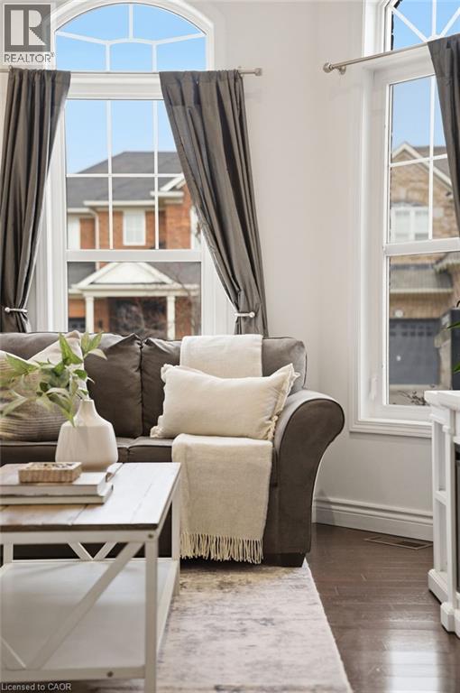 910 VICKERMAN Way, Milton, Ontario, L9T0K5 — Photo 7