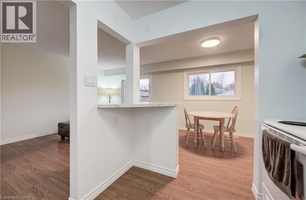 20 WESTMOUNT Mews, Cambridge, Ontario, N1S4J1 — Photo 14