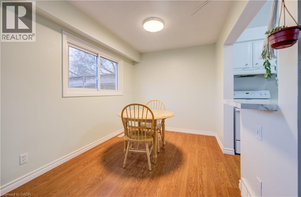 20 WESTMOUNT Mews, Cambridge, Ontario, N1S4J1 — Photo 8