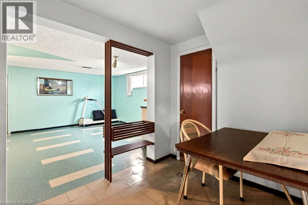 92 REID Avenue S, Hamilton, Ontario, L8K3V1 — Photo 10