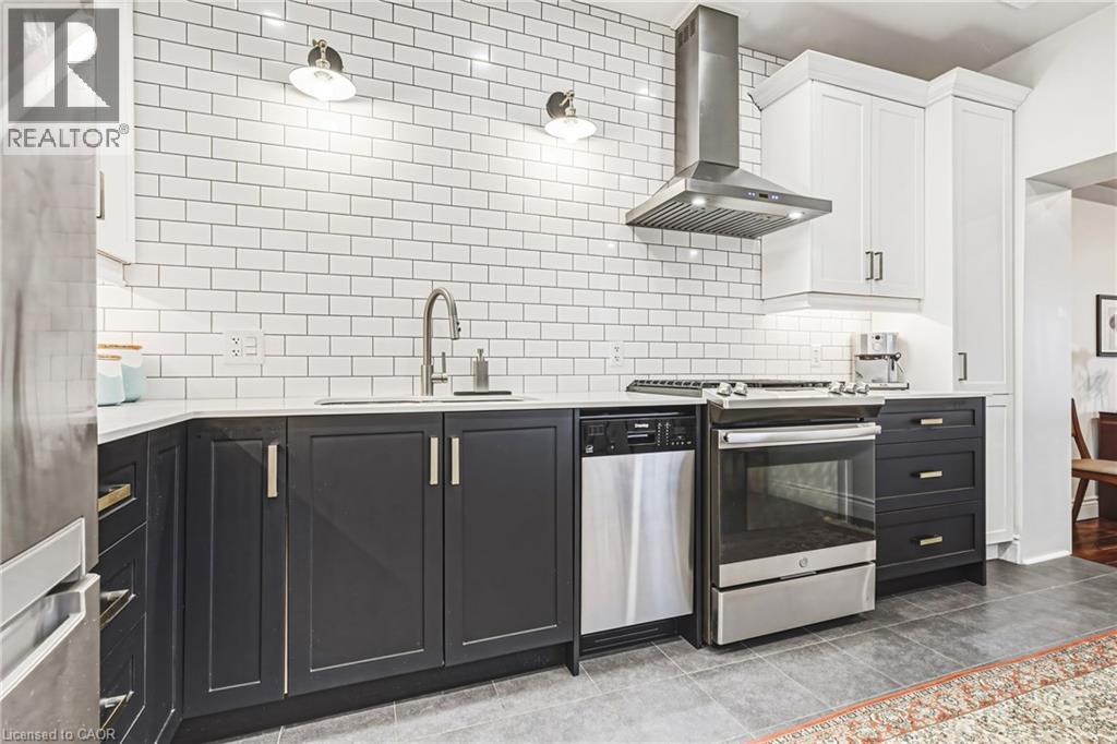 153 ELGIN Street, Hamilton, Ontario, L8L4Y1 — Photo 13