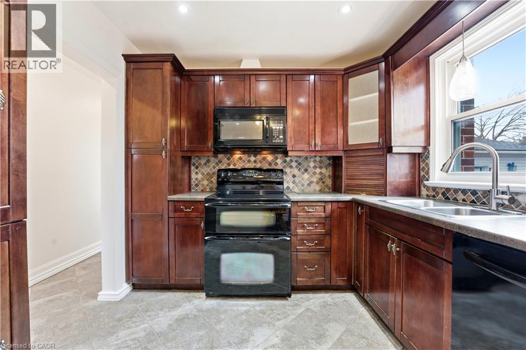 1110 EAGLE Street N, Cambridge, Ontario, N3H1C7 — Photo 20