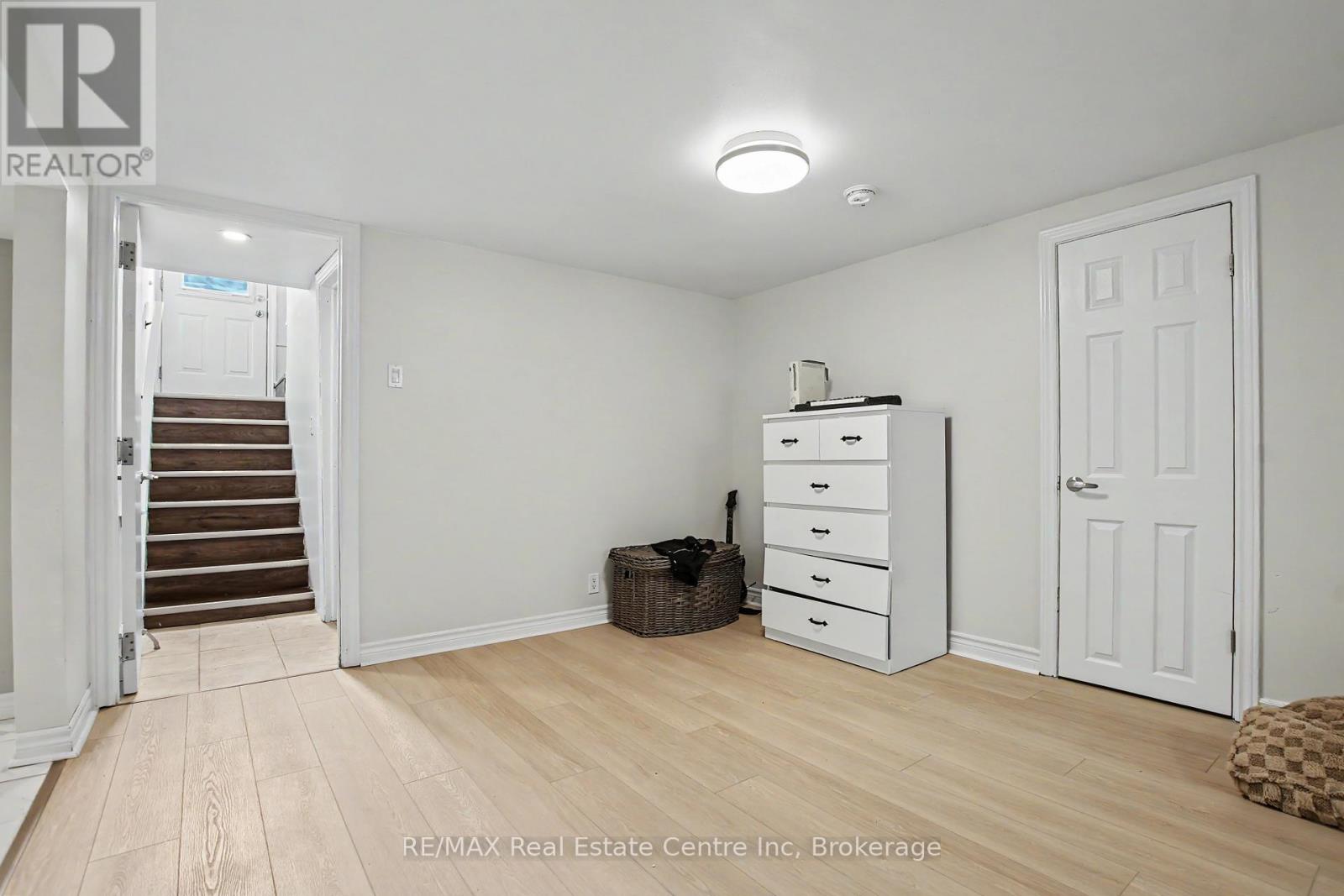 5 ERIC COURT, Guelph (Grange Road), Ontario, N1E3Y9 — Photo 16