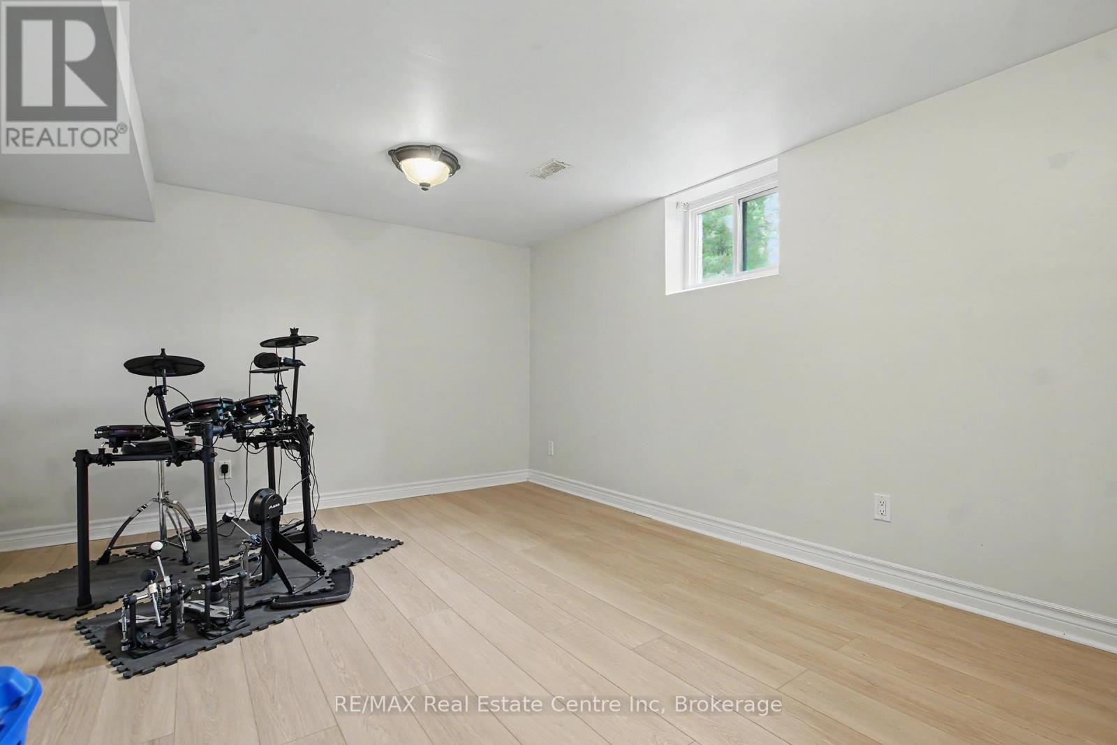 5 ERIC COURT, Guelph (Grange Road), Ontario, N1E3Y9 — Photo 21