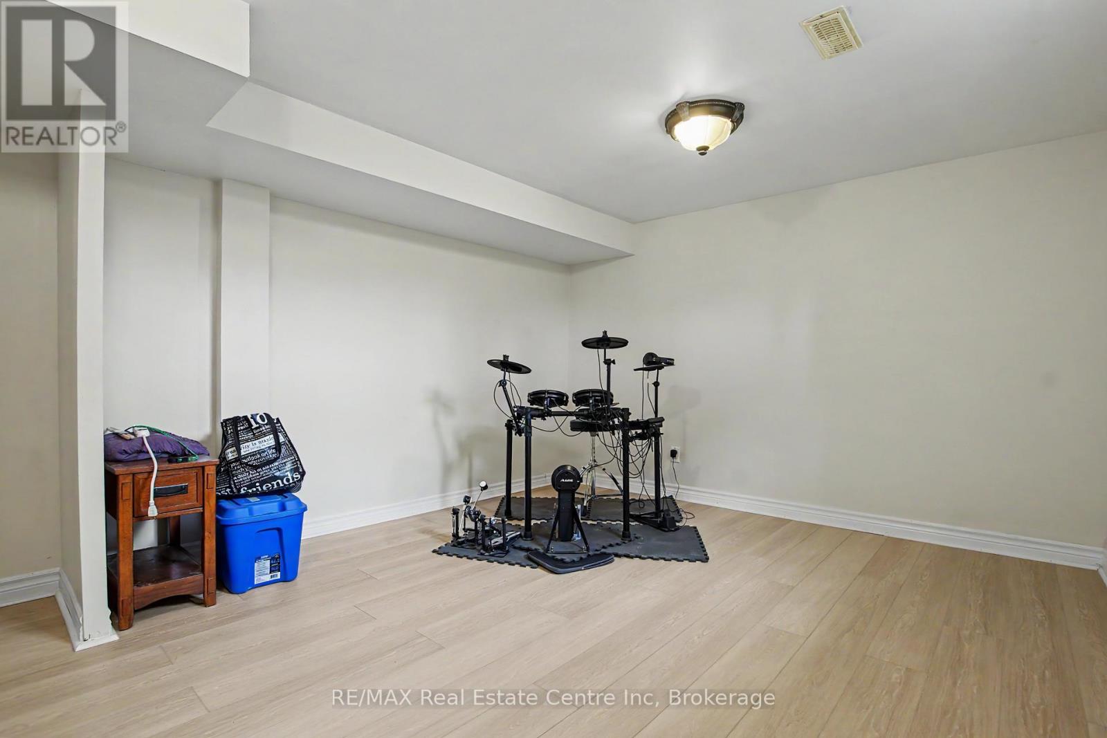 5 ERIC COURT, Guelph (Grange Road), Ontario, N1E3Y9 — Photo 22