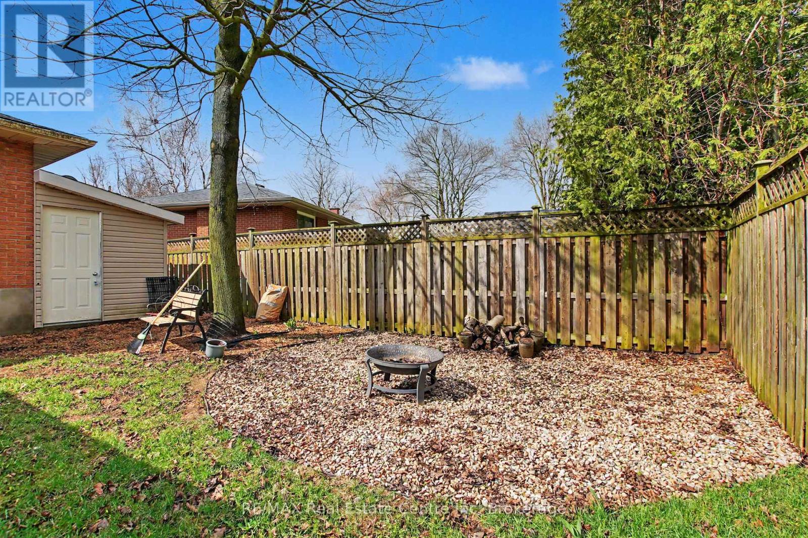 5 ERIC COURT, Guelph (Grange Road), Ontario, N1E3Y9 — Photo 32