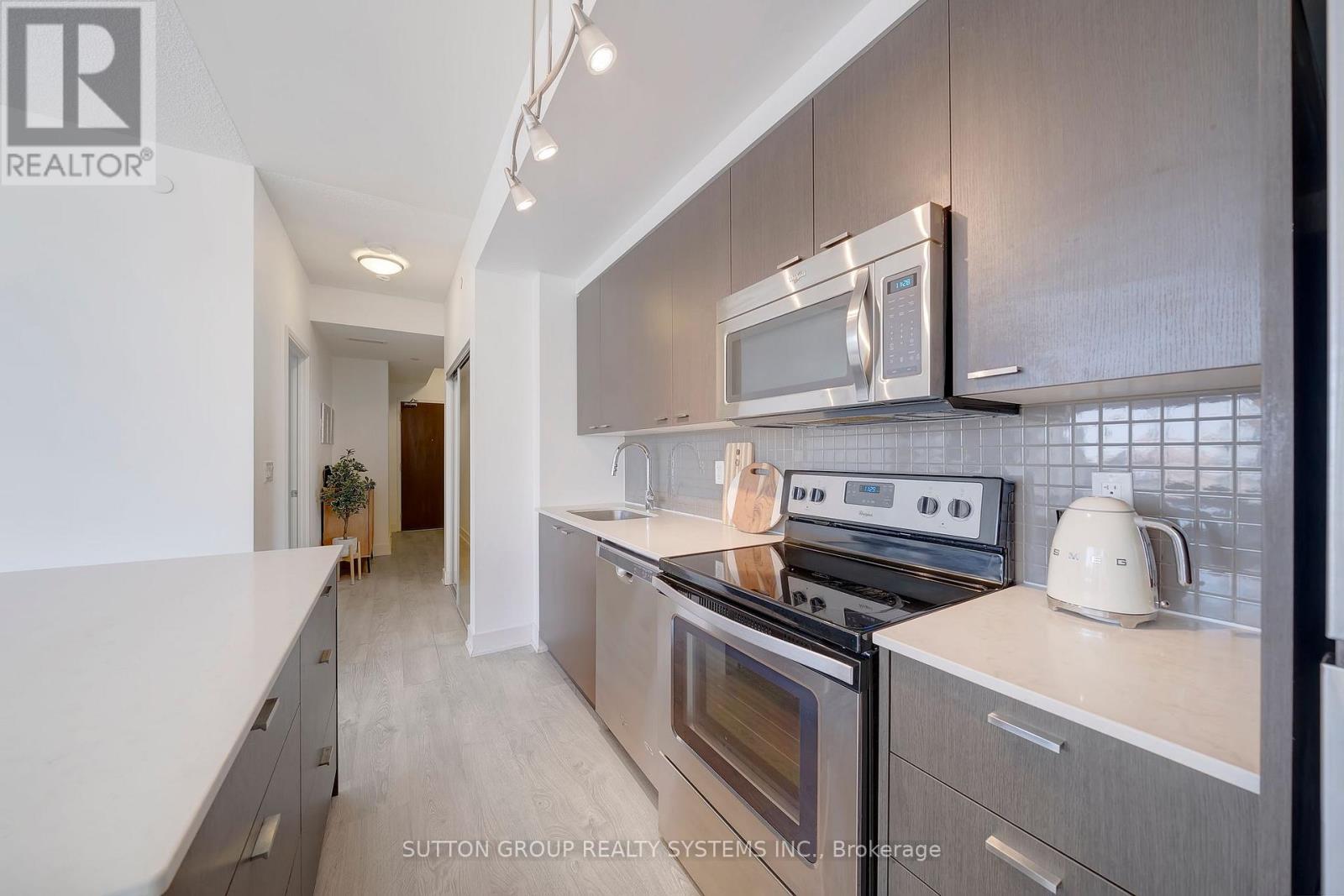 1704 - 88 SHEPPARD AVENUE E, Toronto (Willowdale East), Ontario, M2N6Y2 — Photo 7