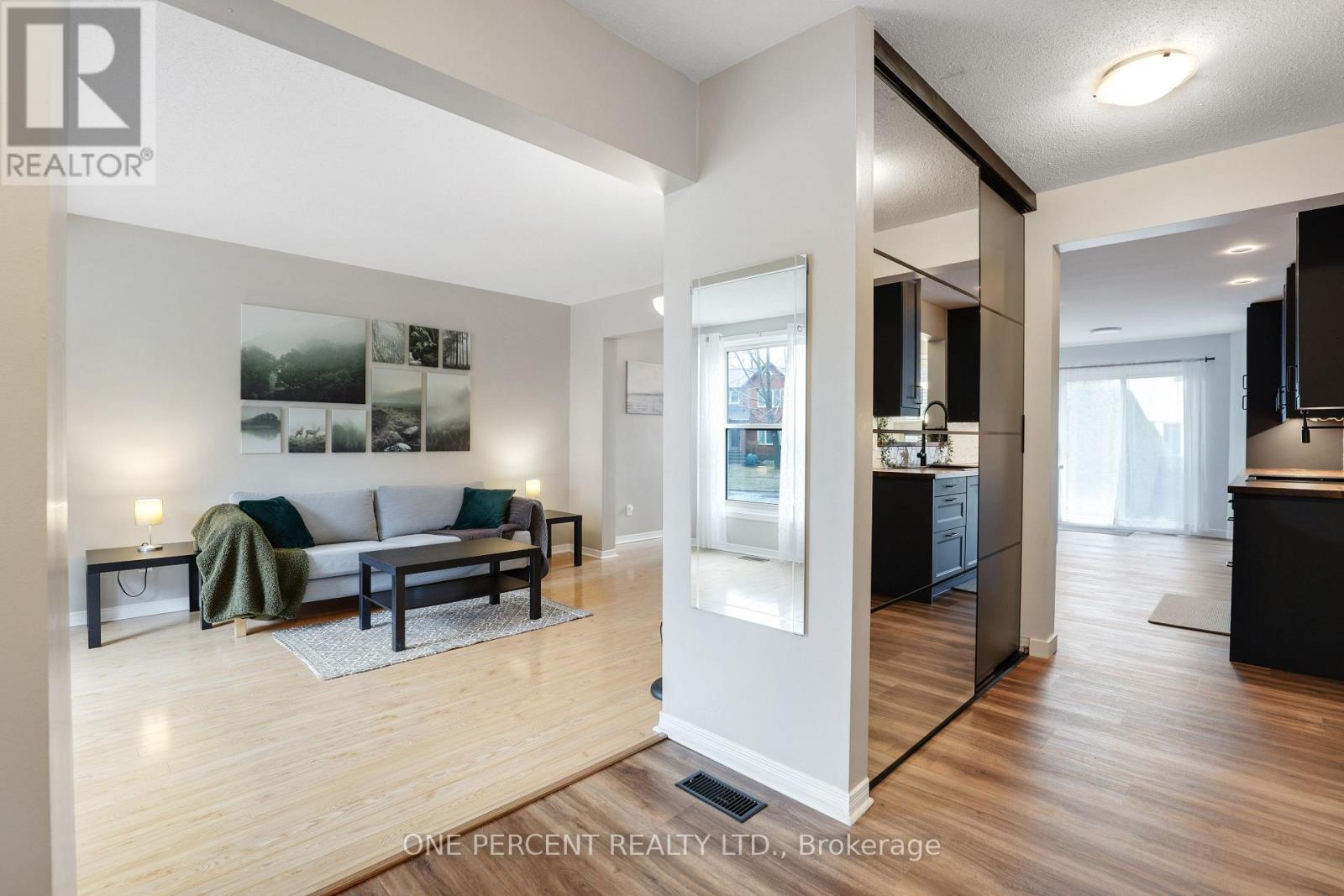 1570 CHAMPNEUF DRIVE, Ottawa, Ontario, K1C6B5 — Photo 5