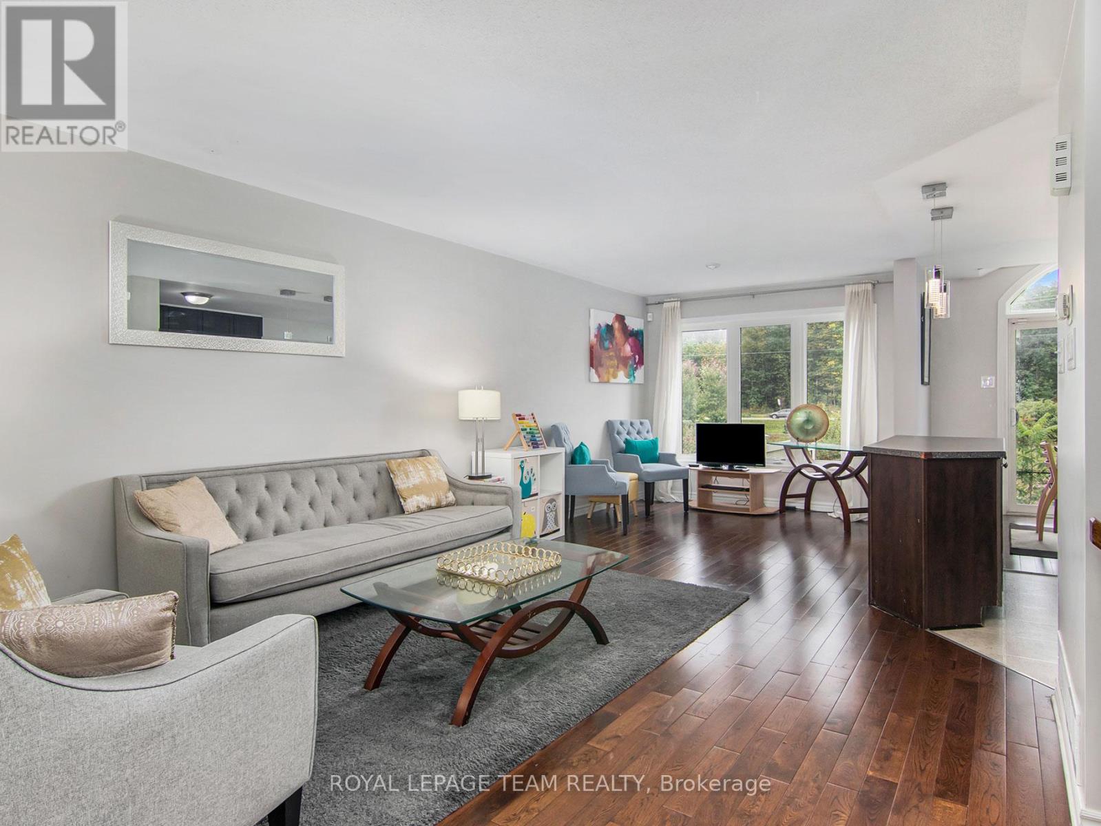 330 FORESTBROOK STREET, Ottawa, Ontario, K2K0B9 — Photo 4