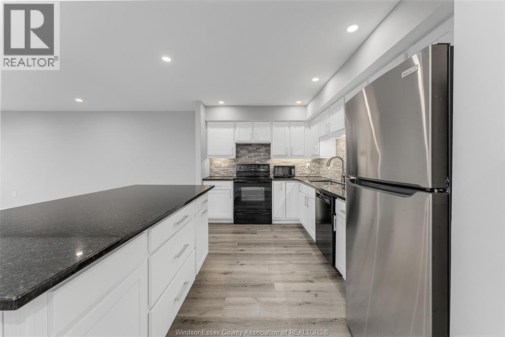 380 PELISSIER Unit# 1103, Windsor, Ontario, N9A6V7 — Photo 13