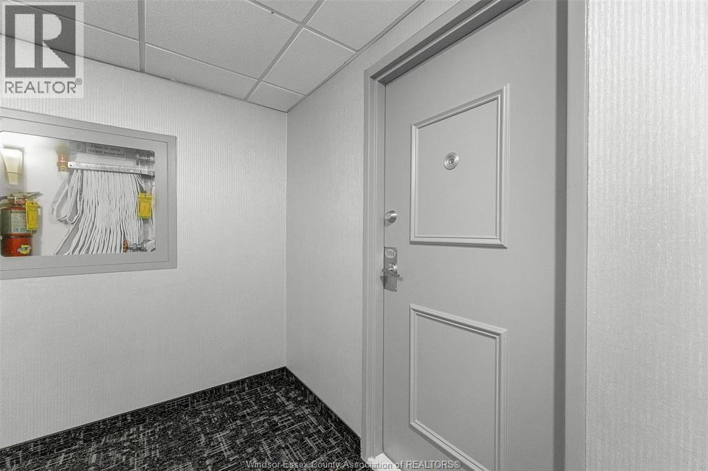 380 PELISSIER Unit# 1103, Windsor, Ontario, N9A6V7 — Photo 4