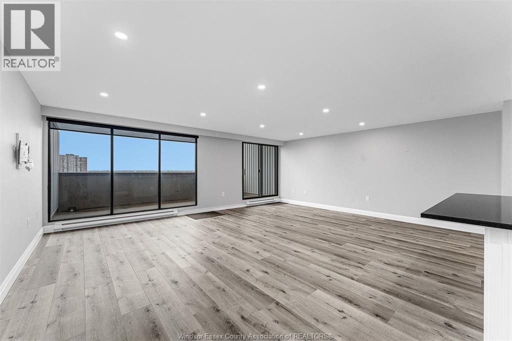 380 PELISSIER Unit# 1103, Windsor, Ontario, N9A6V7 — Photo 7