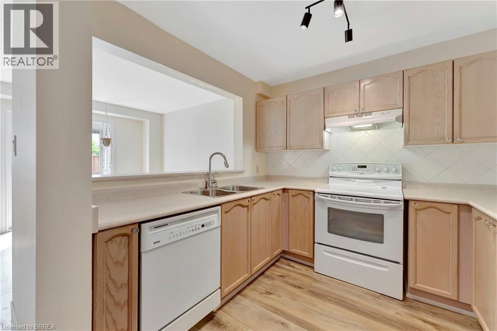 31 MOSS Boulevard Unit# 26, Dundas, Ontario, L9H7A6 — Photo 25