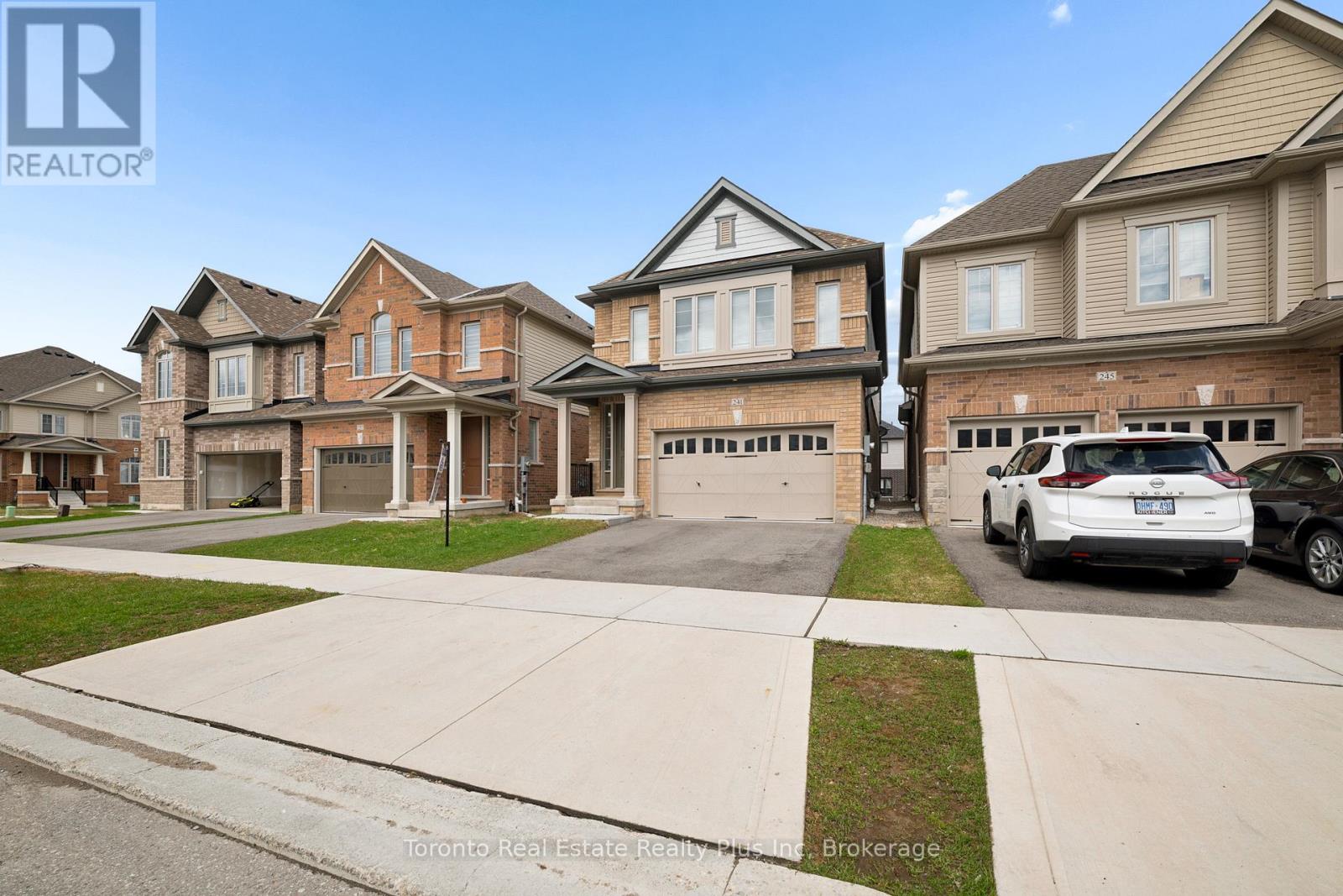 241 BROADACRE DRIVE, Kitchener, Ontario, N2R0S6 — Photo 4