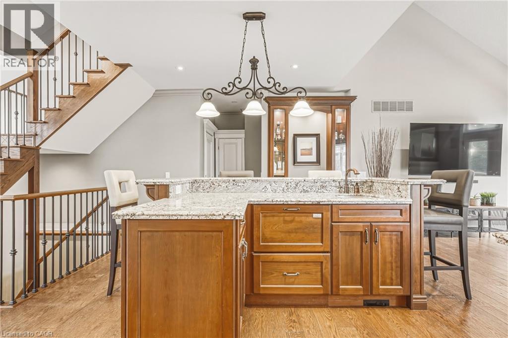 976 SHADELAND Avenue Unit# 3, Burlington, Ontario, L7T2M5 — Photo 8