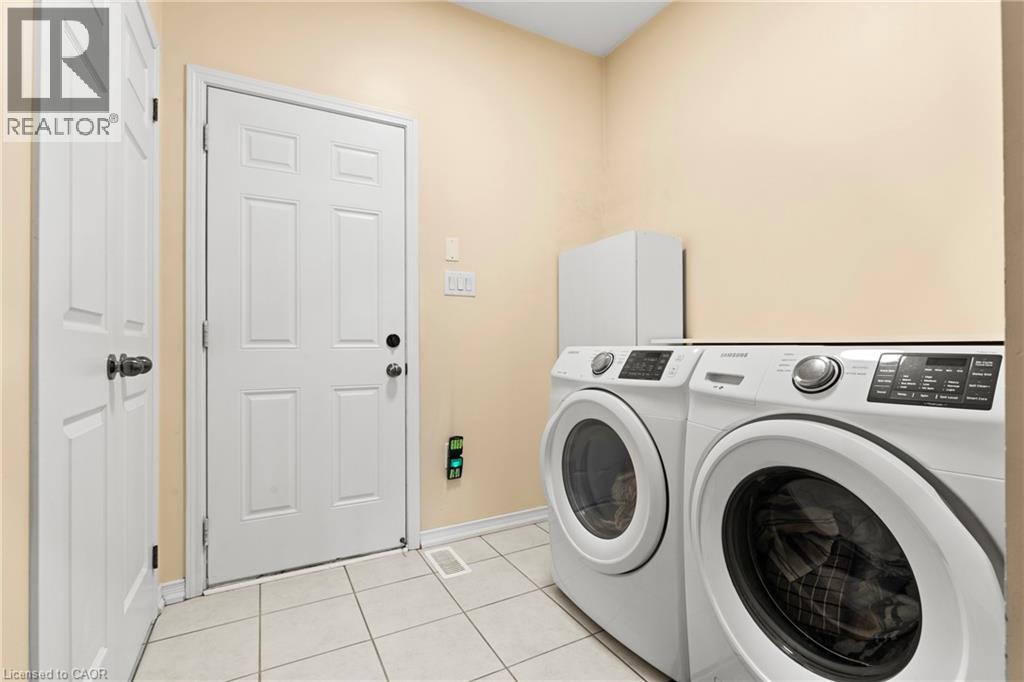 8424 MULBERRY Drive, Niagara Falls, Ontario, L2H0K4 — Photo 20