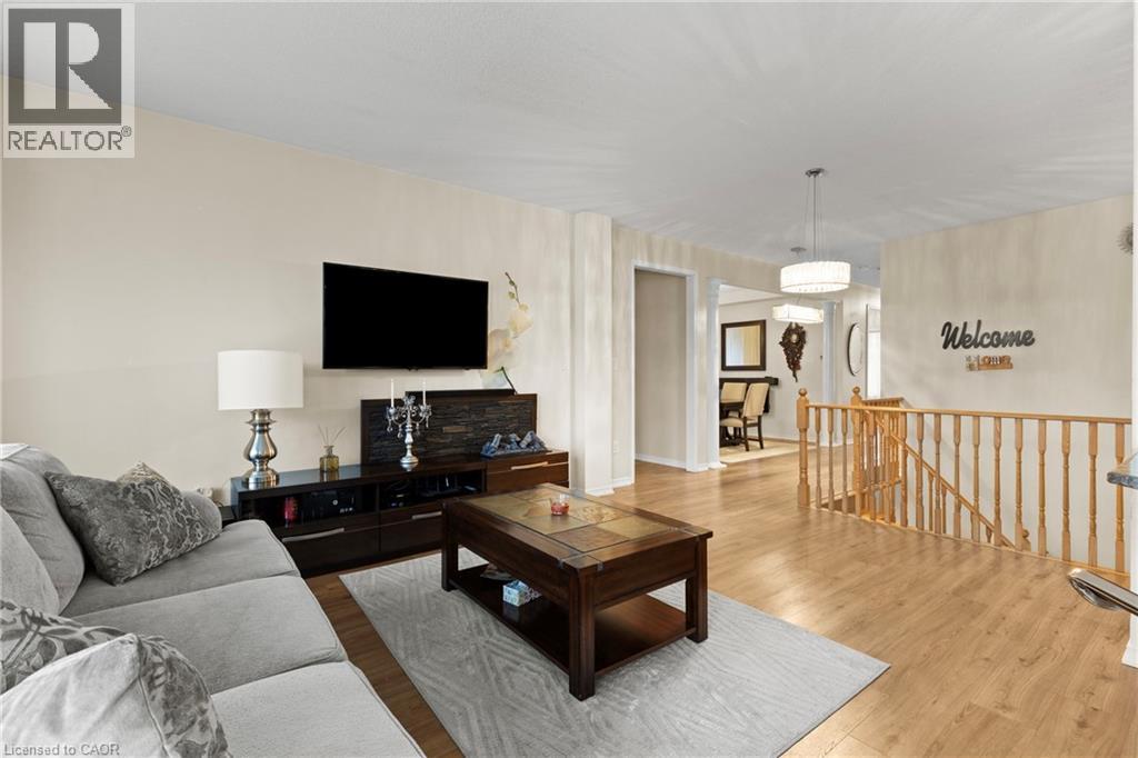 8424 MULBERRY Drive, Niagara Falls, Ontario, L2H0K4 — Photo 8