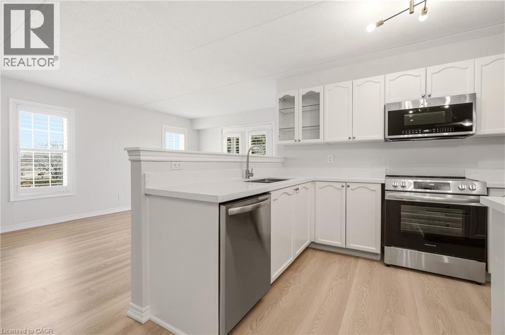 1820 WALKERS Line Unit# 213, Burlington, Ontario, L7M4V4 — Photo 16
