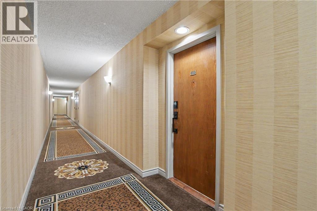 2121 LAKESHORE Road Unit# 405, Burlington, Ontario, L7R1C9 — Photo 25