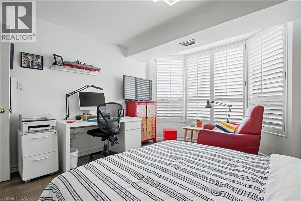 2121 LAKESHORE Road Unit# 405, Burlington, Ontario, L7R1C9 — Photo 8