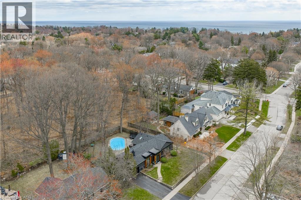 327 GOODRAM Drive, Burlington, Ontario, L7L2J9 — Photo 24